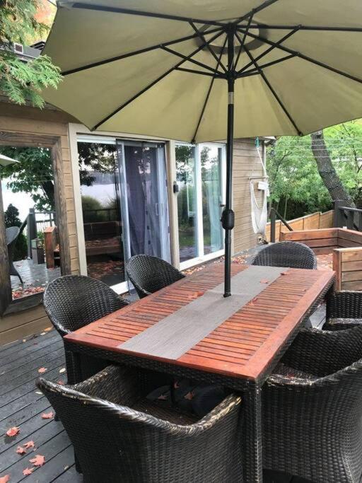 Om Chalet 2 Avec Spa Et Foyer Borde Du Fleuve St-Pierre-de-l'Île-d'Orléans Dış mekan fotoğraf
