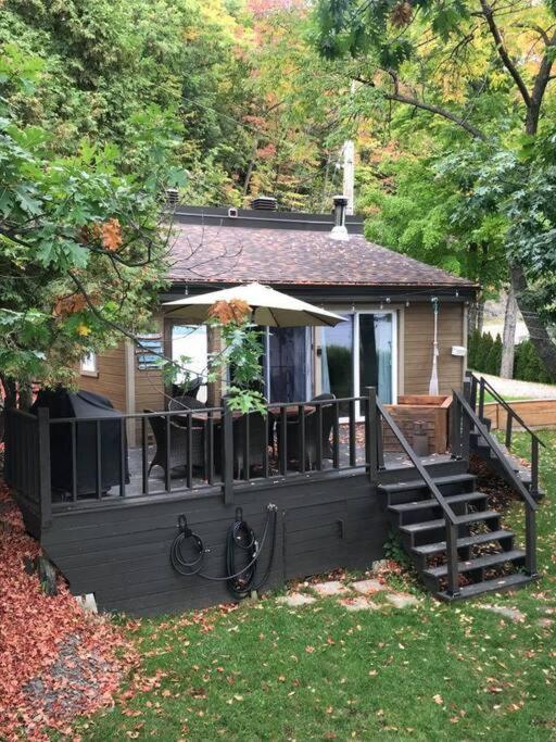 Om Chalet 2 Avec Spa Et Foyer Borde Du Fleuve St-Pierre-de-l'Île-d'Orléans Dış mekan fotoğraf